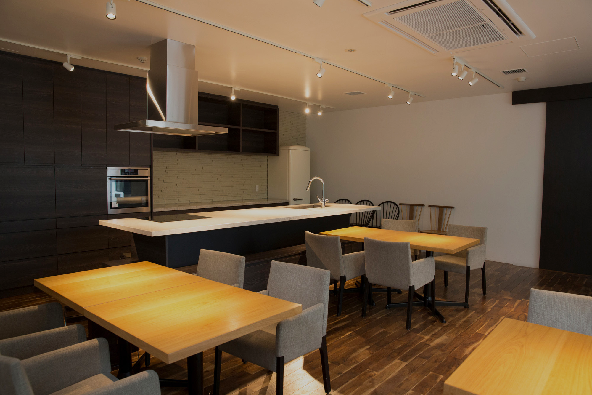 CAFÉ＆BAR